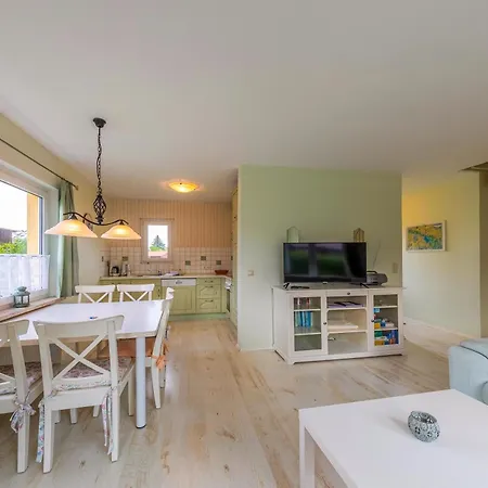 Apartment Müritz Ferienhaus In Seenähe