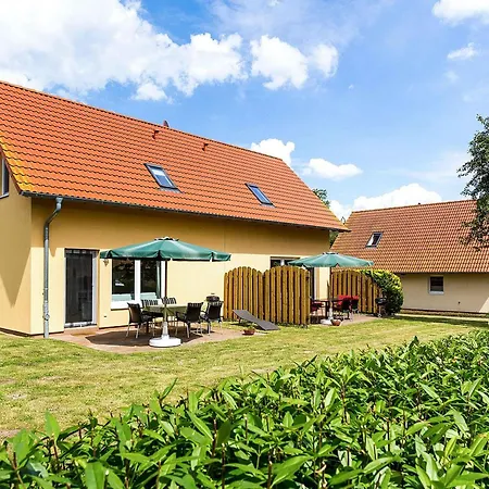 Müritz Ferienhaus In Seenähe